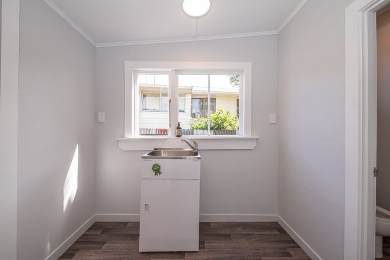 Photo of property in 12 Queen Street, Westport, 7825