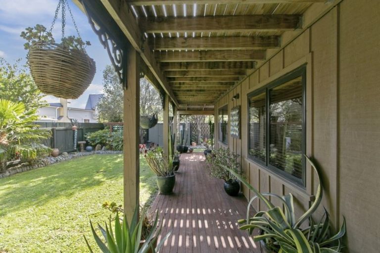 Photo of property in 23a Gibbs Crescent, Wainuiomata, Lower Hutt, 5014