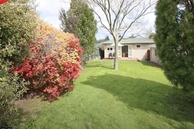 Photo of property in 11 Newcastle Street, Hokowhitu, Palmerston North, 4410