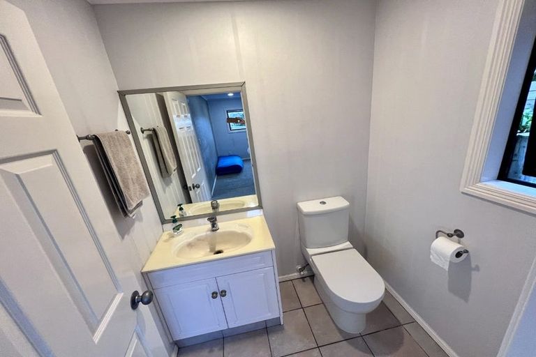 Photo of property in 40b Duncansby Road, Stanmore Bay, Whangaparaoa, 0932