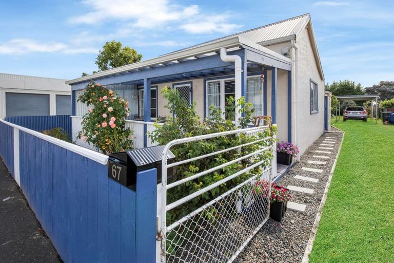 Photo of property in 67 Grey Street, Woodville, 4920