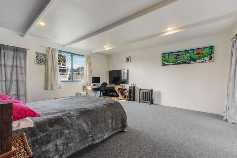 Photo of property in 35 Whakarewa Street, Motueka, 7120