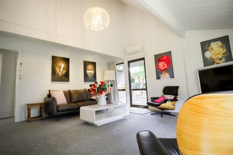 Photo of property in 266 Victoria Avenue, Hokowhitu, Palmerston North, 4410