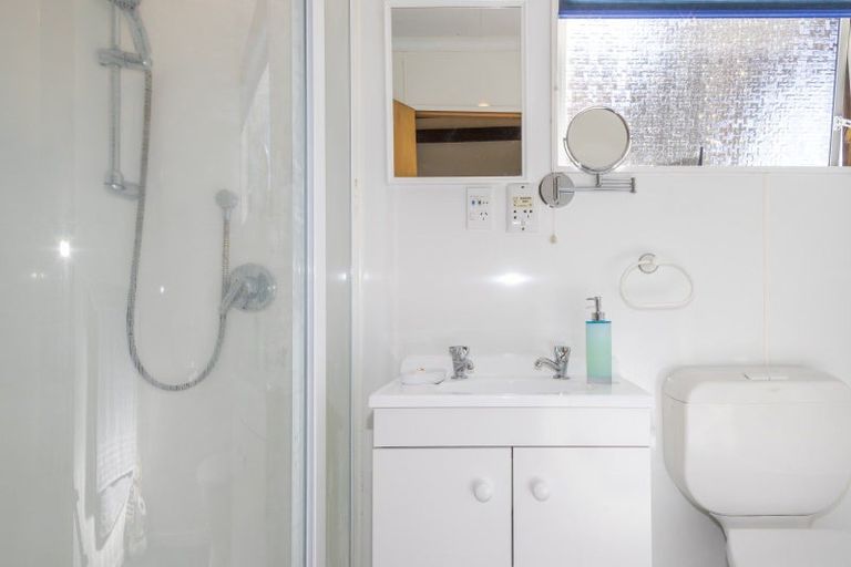 Photo of property in 17 Inverness Crescent, Arrowtown, 9302