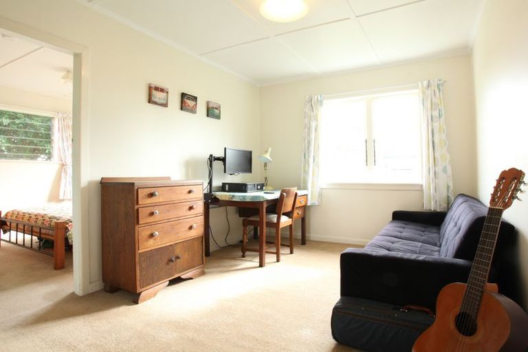 Photo of property in 39a Wallis Street, Raglan, 3225