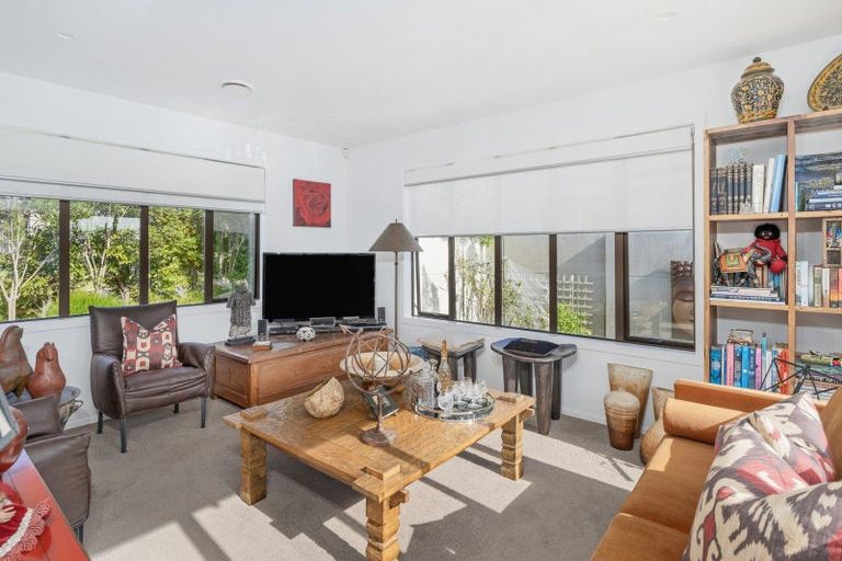 Photo of property in 15 Leeward Drive, Whitianga, 3510