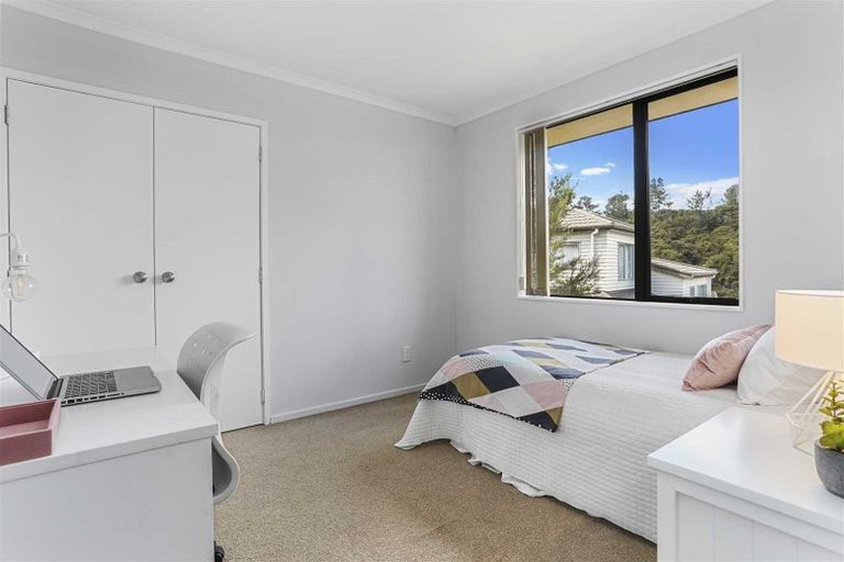 Photo of property in 1 Carol Lee Place, Albany Heights, Auckland, 0632