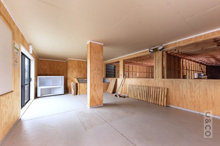 Photo of property in 522 State Highway 16, Kumeu, 0892