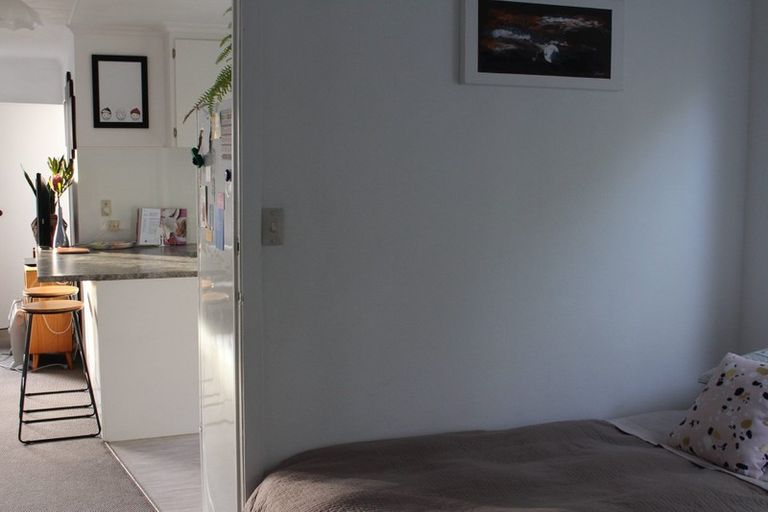 Photo of property in 84a Buller Street, New Plymouth, 4312