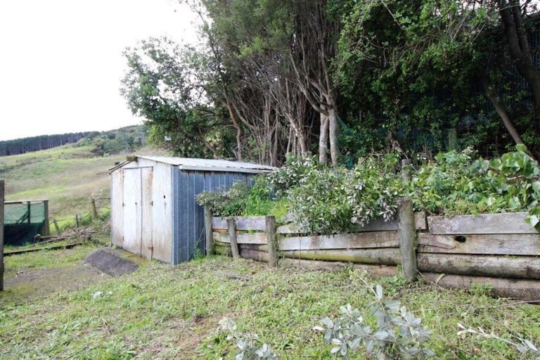 Photo of property in 1 North Street, Mokau, 4376