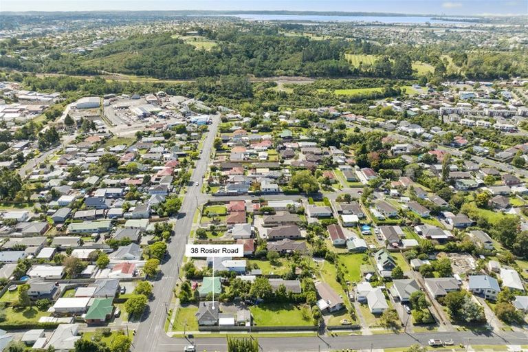 Photo of property in 38 Rosier Road, Glen Eden, Auckland, 0602