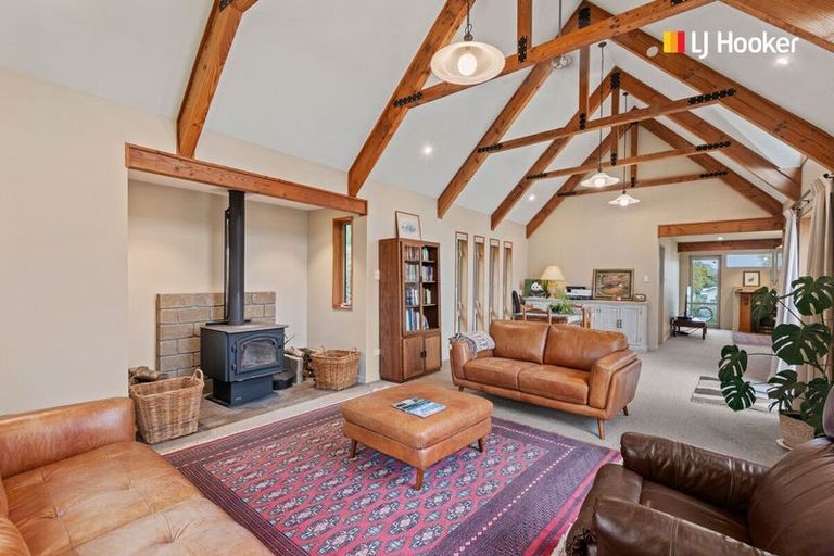 Photo of property in 19 Skerries Street, Outram, 9019