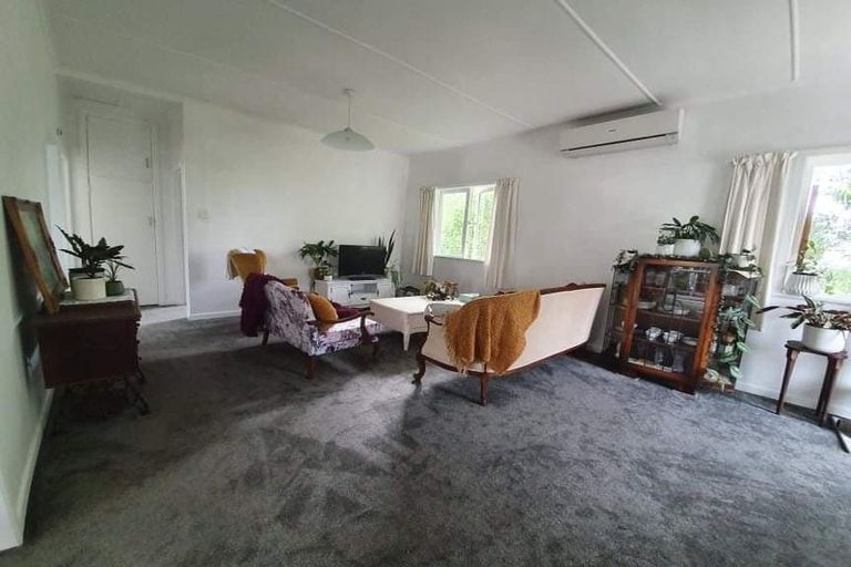 Photo of property in 1/59 Woodside Road, Massey, Auckland, 0614