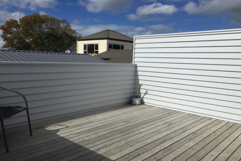 Photo of property in 55a Lynwood Road, New Lynn, Auckland, 0600