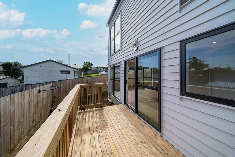 Photo of property in 11a Kimdale Place, Totara Heights, Auckland, 2105