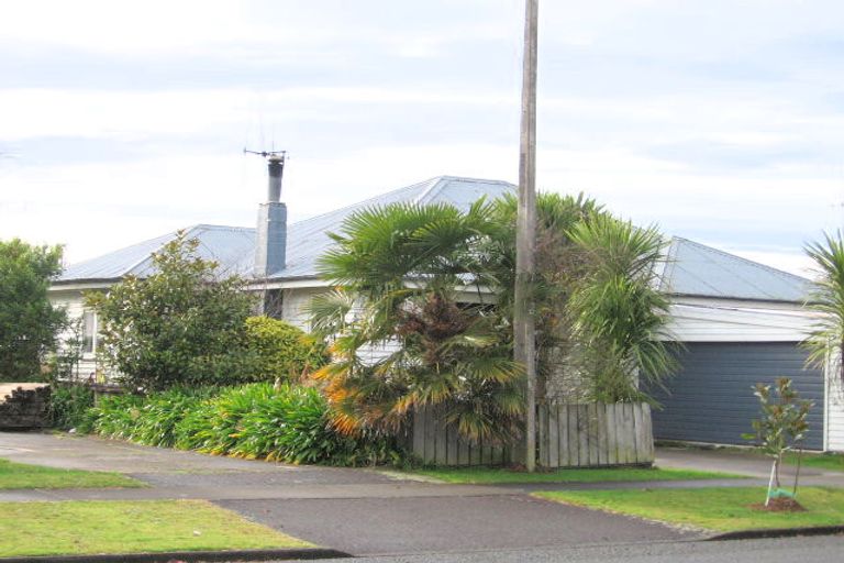 Photo of property in 14 Rawene Street, Nawton, Hamilton, 3200