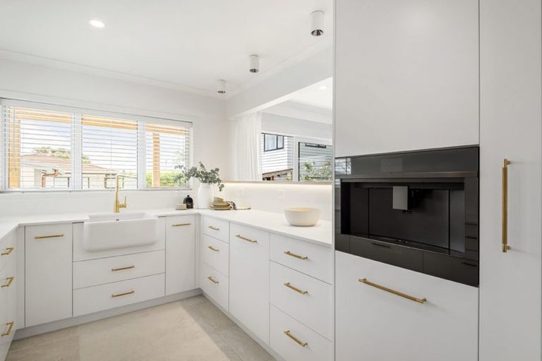 Photo of property in 14 Egremont Street, Belmont, Auckland, 0622
