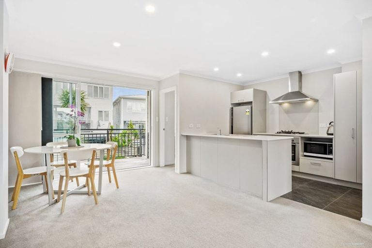 Photo of property in 5 Manawatere Way, Flat Bush, Auckland, 2019