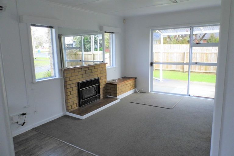 Photo of property in 128 Portage Road, New Lynn, Auckland, 0600