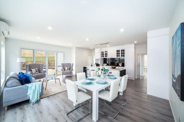 Photo of property in 12 Carrygawley Road, Flat Bush, Auckland, 2019