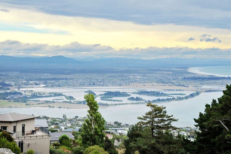 Photo of property in 395 Upper Major Hornbrook Road, Mount Pleasant, Christchurch, 8081