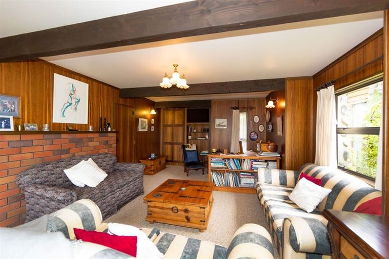 Photo of property in 16 Tokomaru Drive, Havelock North, 4130