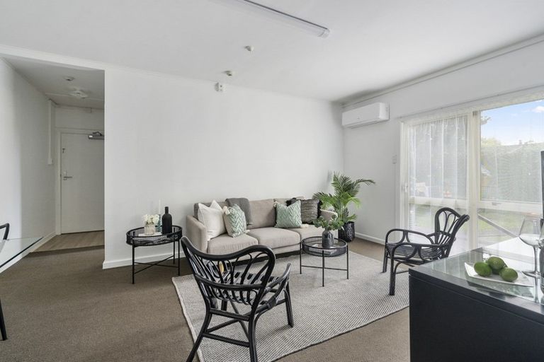 Photo of property in 11/288 College Street, West End, Palmerston North, 4410