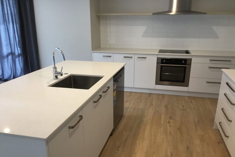 Photo of property in 2 Lakeside Terrace, Omokoroa, 3114