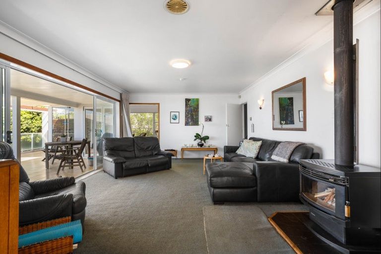 Photo of property in 112 Tangaroa Road, Whangamata, 3620
