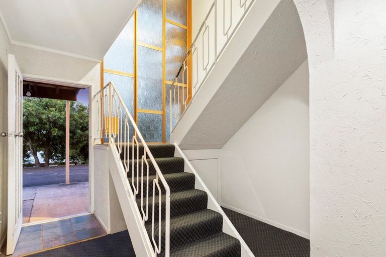 Photo of property in 25 Bellevue Road, Brookfield, Tauranga, 3110