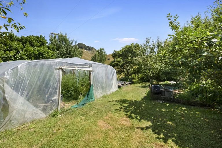 Photo of property in 7110 Ohura Road, Kohuratahi, Stratford, 4396