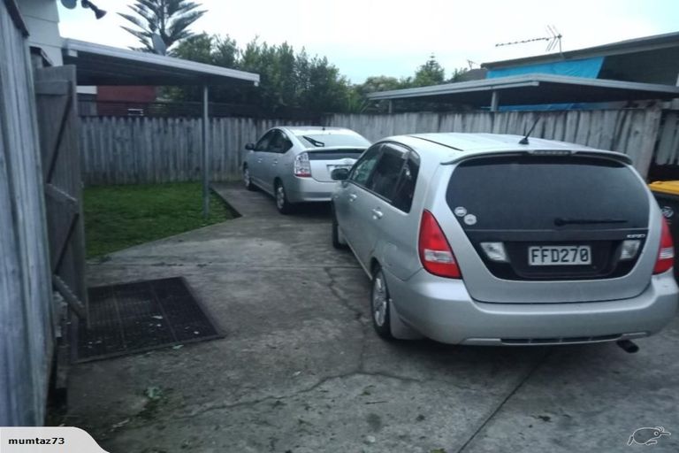 Photo of property in 5 Southview Place, Wattle Downs, Auckland, 2102