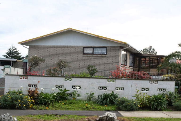 Photo of property in 5 Coptic Place, Mangere East, Auckland, 2024