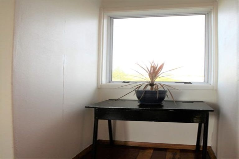 Photo of property in 25a-d Tireti Road, Titahi Bay, Porirua, 5022