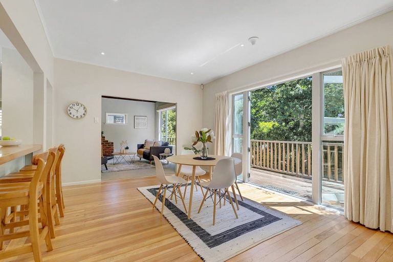Photo of property in 64 Cluny Road, Plimmerton, Porirua, 5026