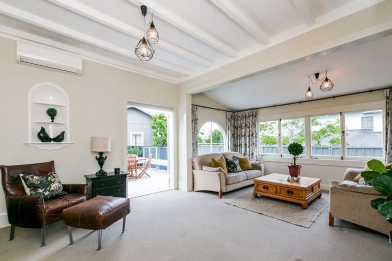 Photo of property in 28a Chambers Street, Havelock North, 4130