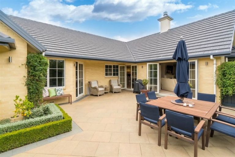 Photo of property in 8 Bishop Verdon Close, Mosgiel, 9024