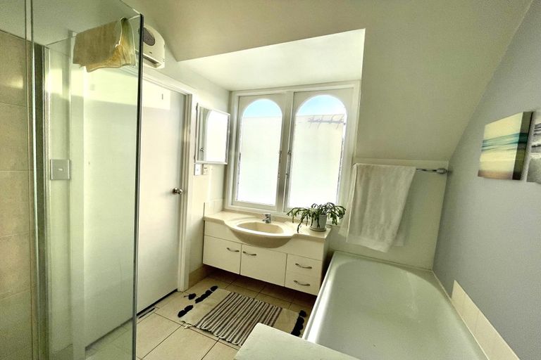 Photo of property in 7/38 Kitchener Road, Milford, Auckland, 0620