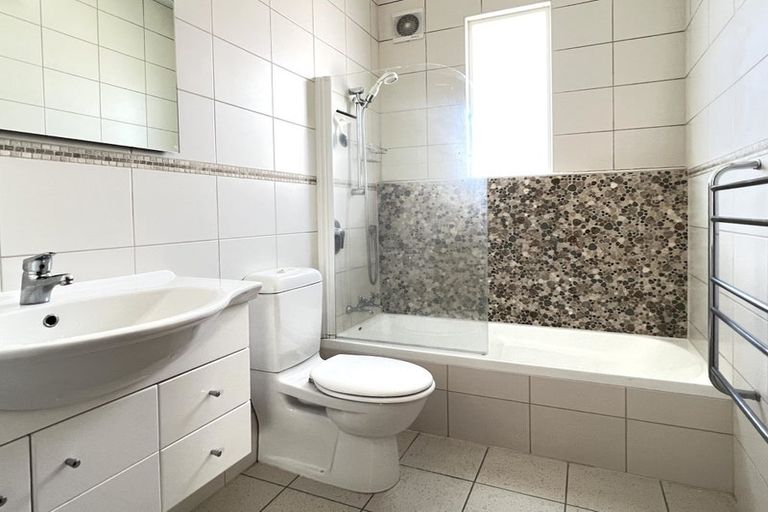 Photo of property in 460 Broadway, Miramar, Wellington, 6022