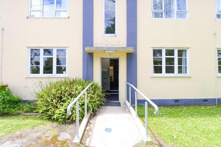 Photo of property in 4/288 College Street, West End, Palmerston North, 4410