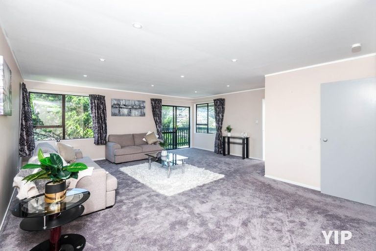 Photo of property in 86a Woodland Road, Johnsonville, Wellington, 6037