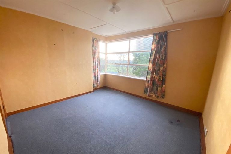 Photo of property in 6 Cossens Street, Balclutha, 9230