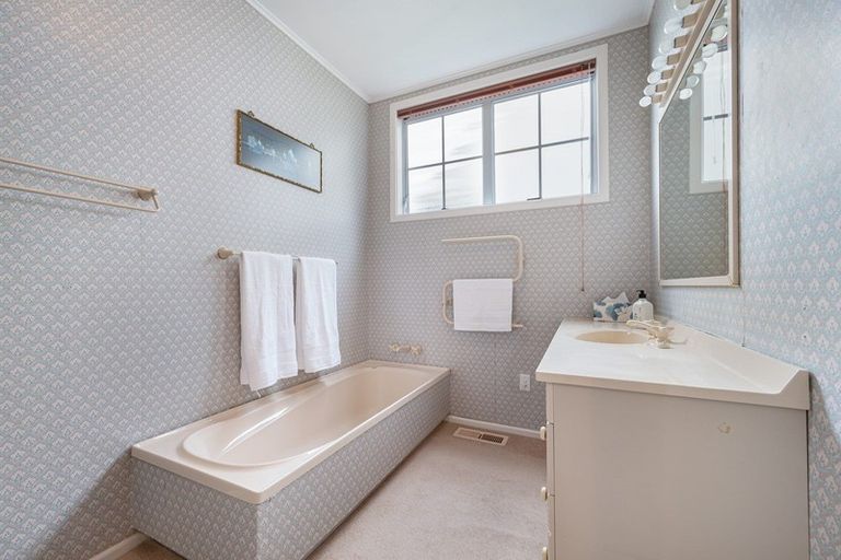 Photo of property in 238 Marine Drive, Lowry Bay, Lower Hutt, 5013