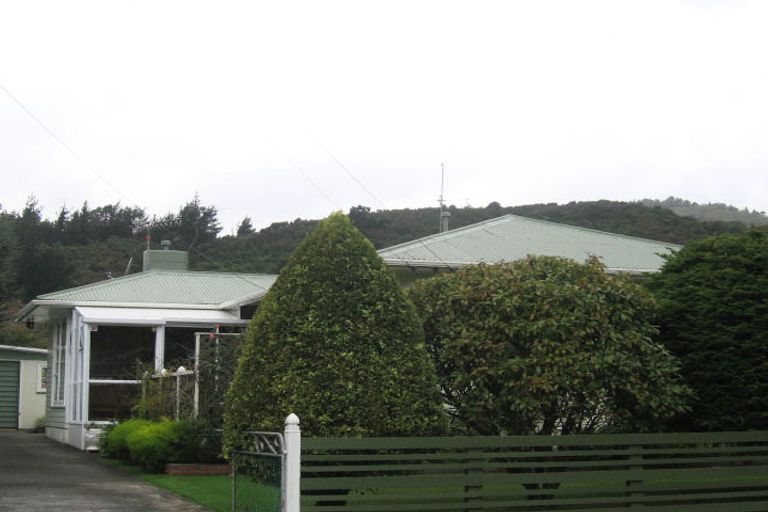 Photo of property in 19 Richard Grove, Stokes Valley, Lower Hutt, 5019