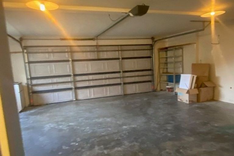 Photo of property in 68a Peterhouse Street, Tawa, Wellington, 5028