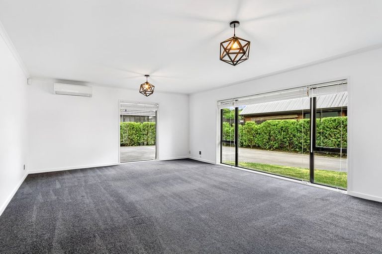 Photo of property in 2/23 Hamilton Avenue, Ilam, Christchurch, 8041