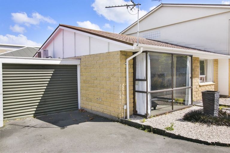 Photo of property in 2/14 Rotherham Street, Riccarton, Christchurch, 8041