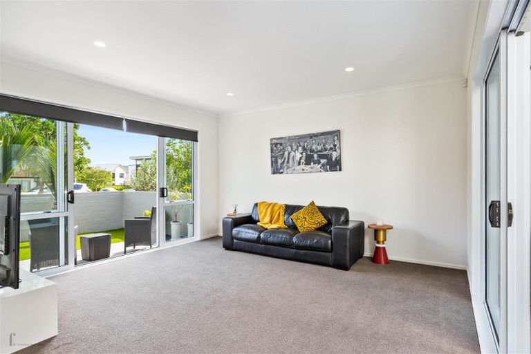 Photo of property in 67 Buckley Avenue, Hobsonville, Auckland, 0616