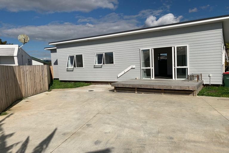 Photo of property in 151 Bruce Mclaren Road, Henderson, Auckland, 0612