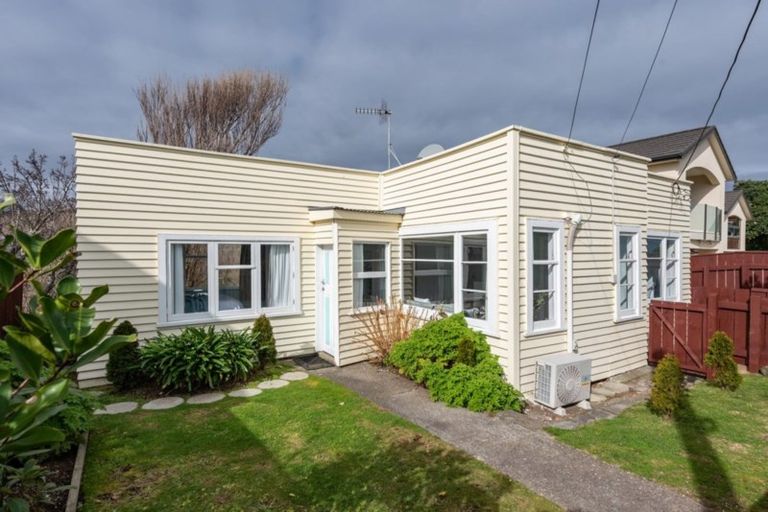 Photo of property in 190 Rosetta Road, Raumati South, Paraparaumu, 5032
